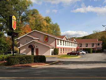 Super 8 Motel - Brattleboro, VT