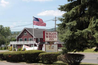 Wagon Wheel Motel - Lenox, MA