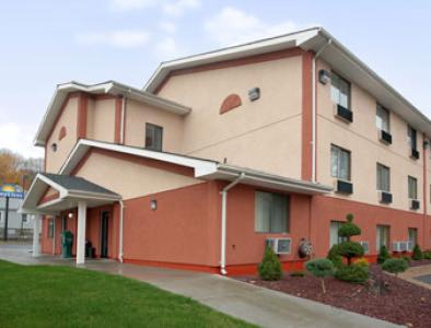 Days Inn Hotel - Torrington, CT