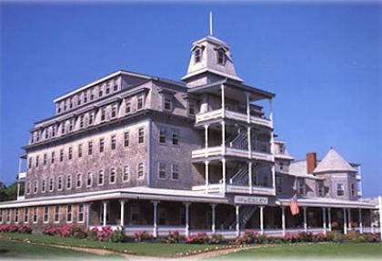 Wesley Hotel - Oak Bluffs, MA